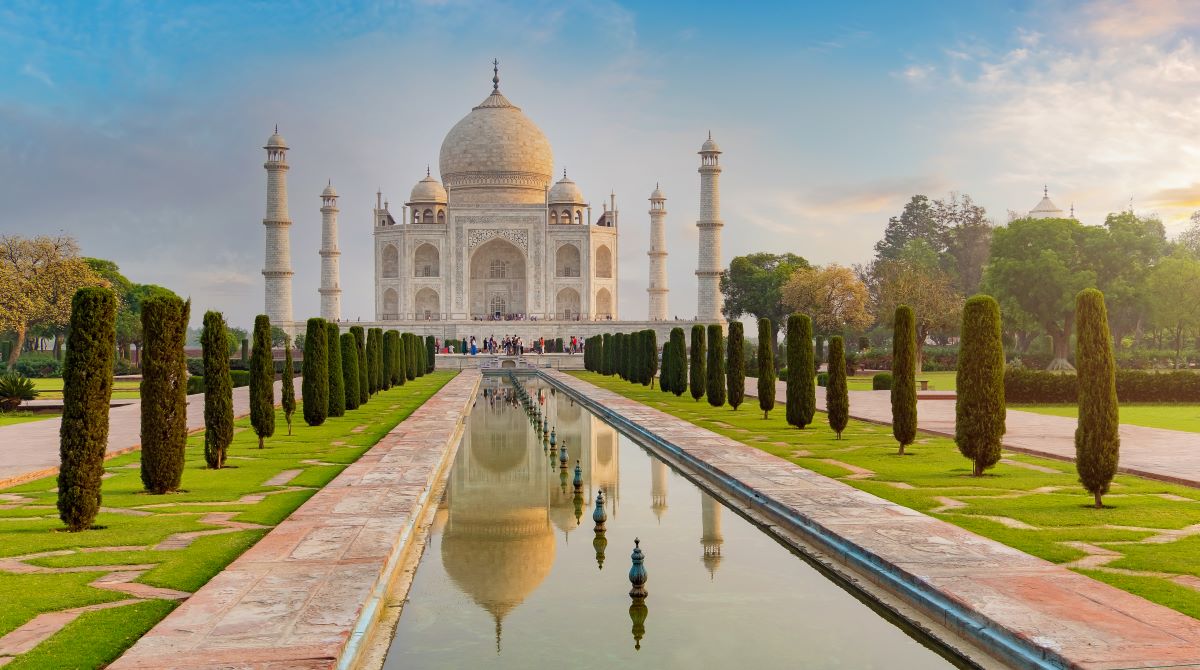 Famous Mausoleums From Around The World - Take a look at 10 of the most stunning mausoleums in the world, here - Mausoleums are large, impressive, and often ornate structures