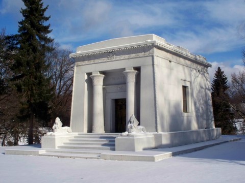 American Mausoleum Design Styles Are Inspired By Classical Greek Architecture, Roman Temples, Egyptian Tombs And Gothic Churches