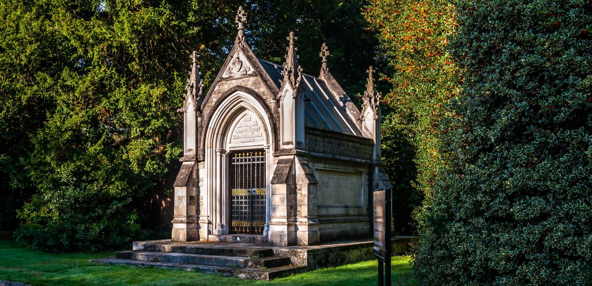 Pictured above is the Gothic Revival style William J. Haywood Mausoleum, located in the  City of London Cemetery. This mausoleum was designed by the architect of the cemetery, Lt-Col William Haywood (1821-94) for his own use. His wife, Jemima Emma Haywood (1841-96) is also buried here. 