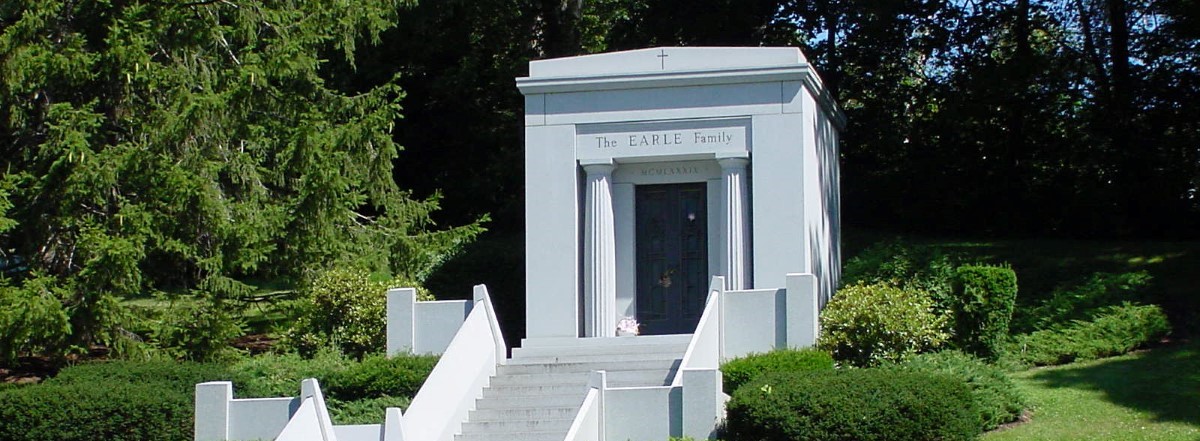 Types of American mausoleum architectural styles include classical, walk-in, personalized family estate, private, public, community, garden, columbariums, Art Deco, Gothic, Romanesque and Egyptian.